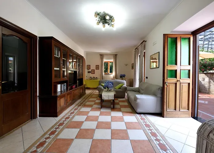 Soso Oda ve Kahvaltı 4*